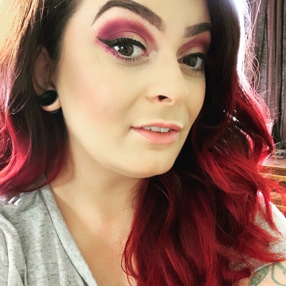 Meet your Posher, Traci